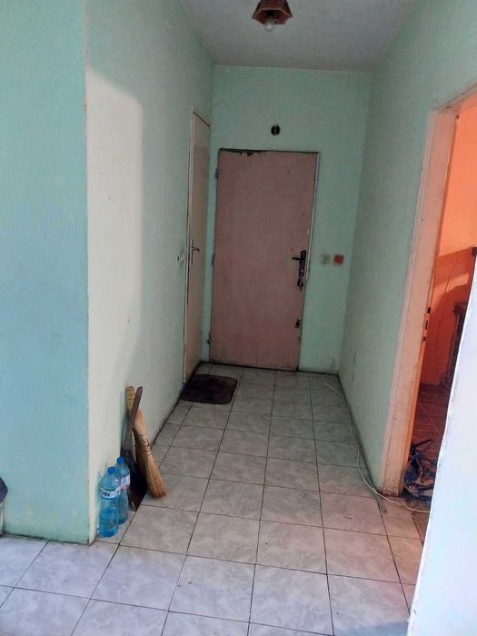 Продава се Тристаен апартамент в Плевен, Дружба 4 - 86 кв.м за 1012 €/кв.м - Снимка #5