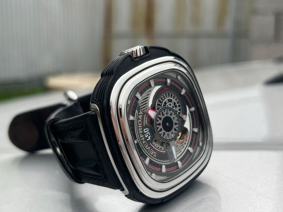 Продам чесы очень редький экземпляр