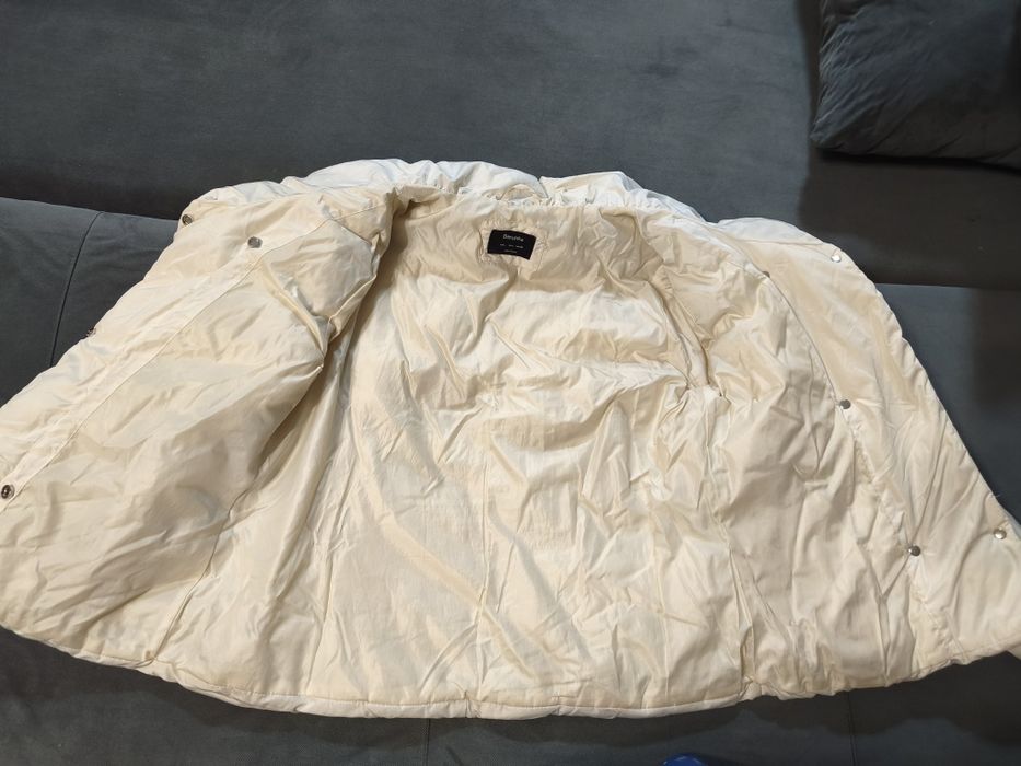 Куртка bershka размер L