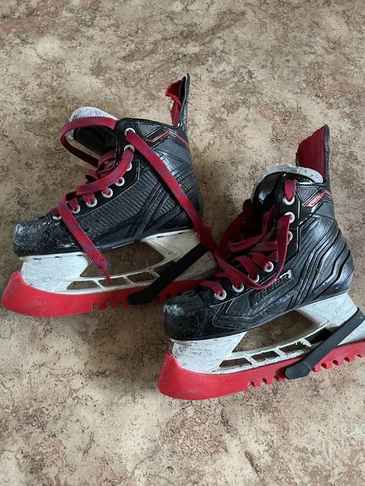Коньки хоккейные Bauer