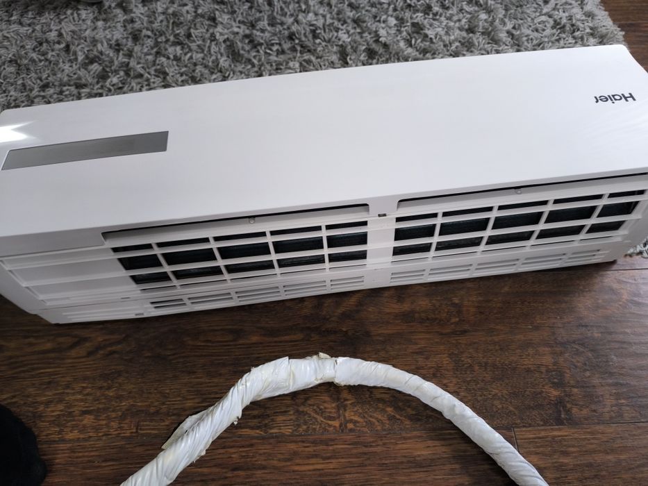 Климатик HAIER 12 INVERTOR .