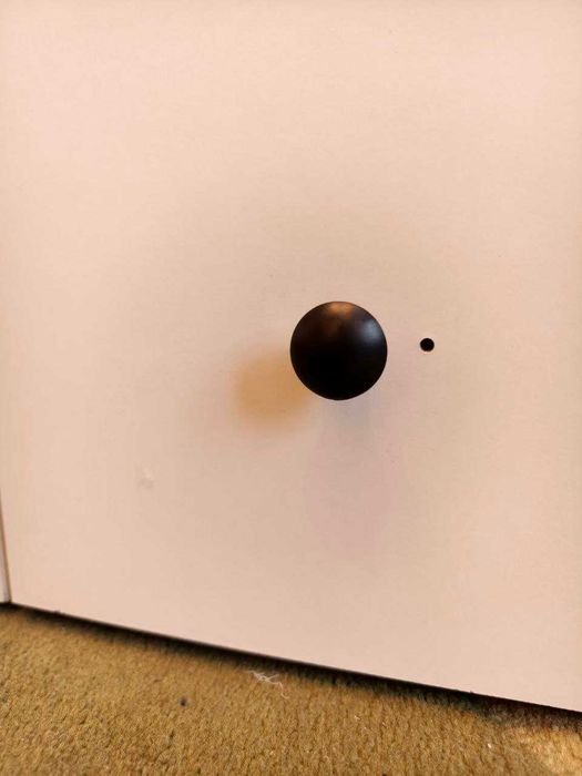 Шкаф детский с вешалкой