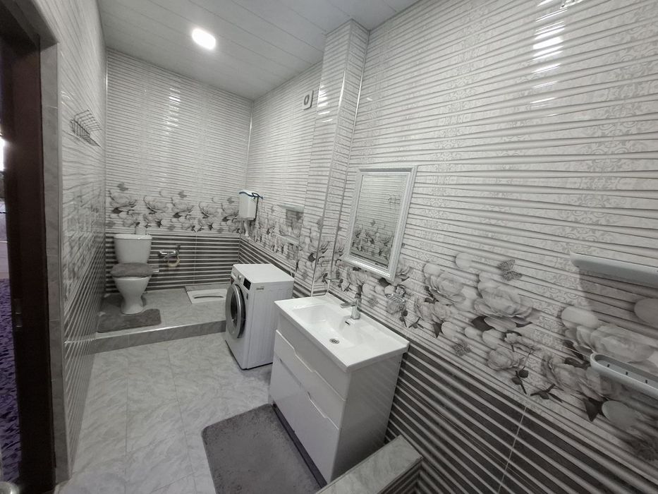 Мухаё Флагман олдида 2-этаж 4 этажка