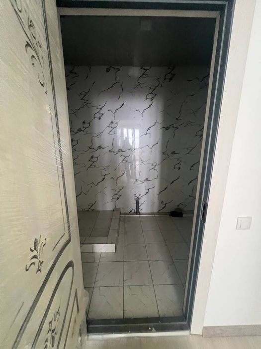 Срочно продается квартира 3 ком 1 этаж 83