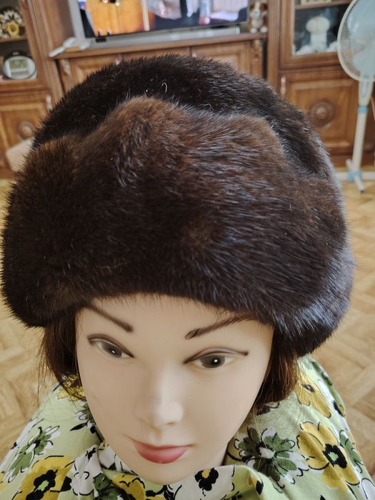 Шапки норка б/у три штуки