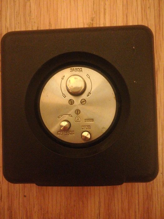 Часы настольные советские