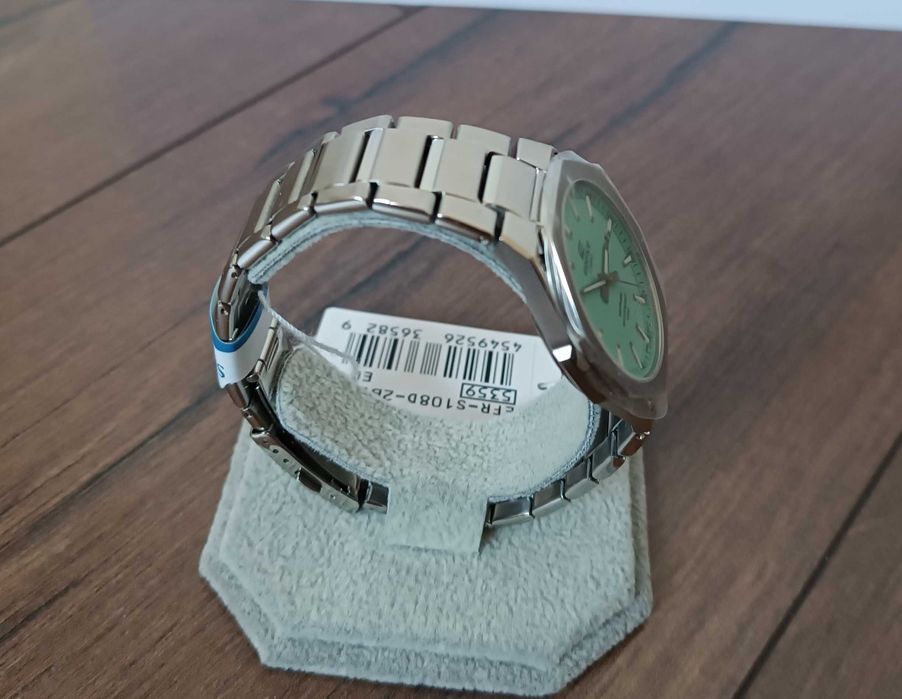 Нов часовник Casio Edifice EFR-S108D Tiffany