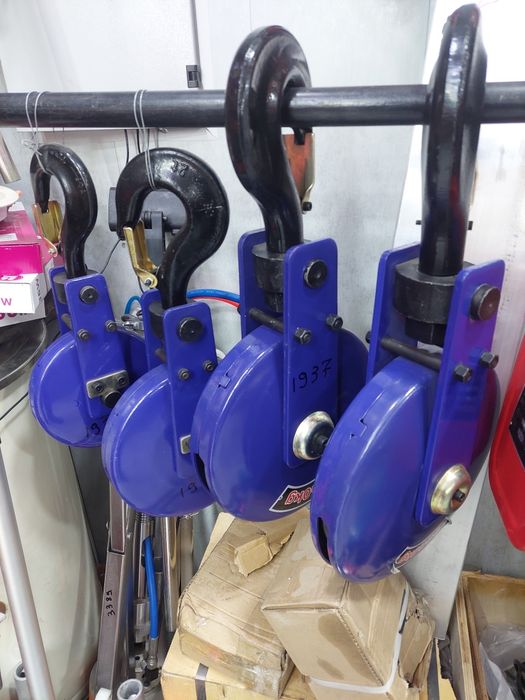 Крюк подвесной для тельфера 1т