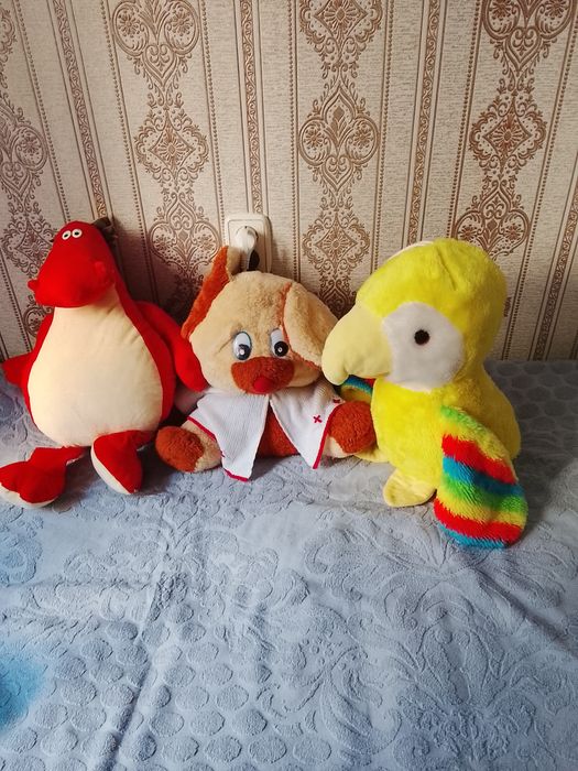 Мягкие игрушки . За все 1200