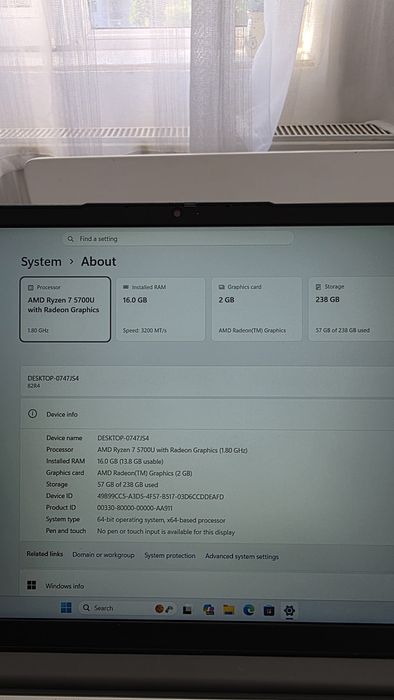 Lenovo IdeaPad 1 15ALC7 Ryzen 7 5700U  16 gb rami Amd Radeon Graphic 2 gb!