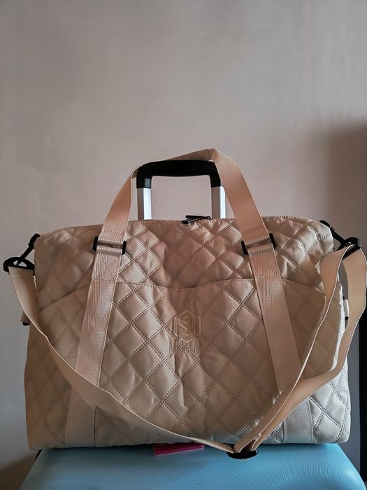 Чанта за пътуване от плат.