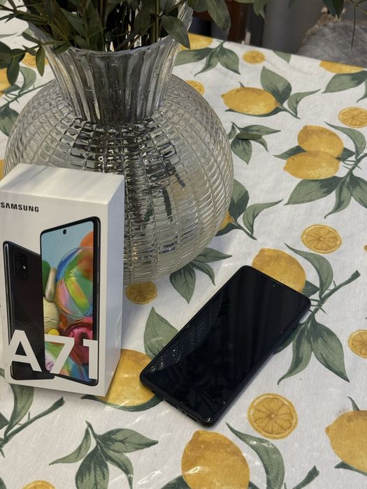 Продам Samsung A71