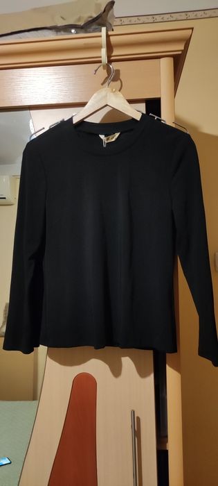 Продам новый сарафан с кофтой