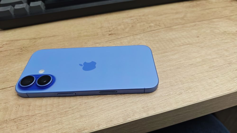 Iphone 16 256 blue