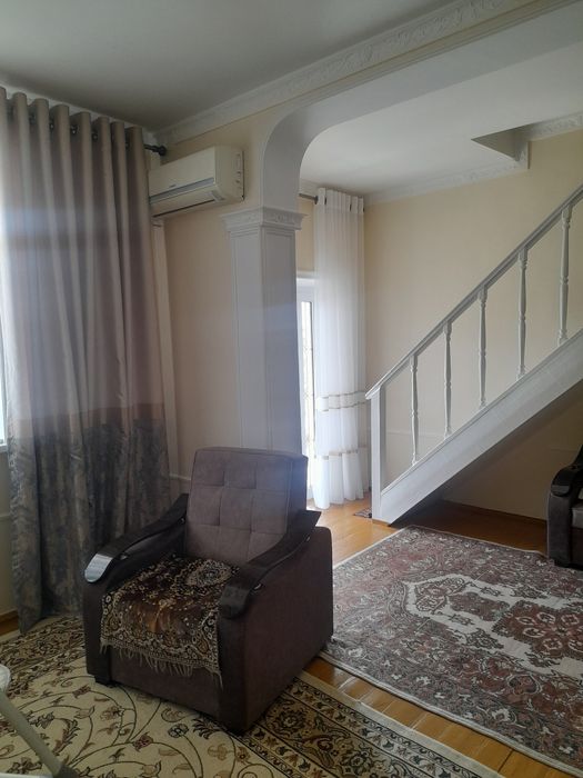 Большой 2х этажный Дом