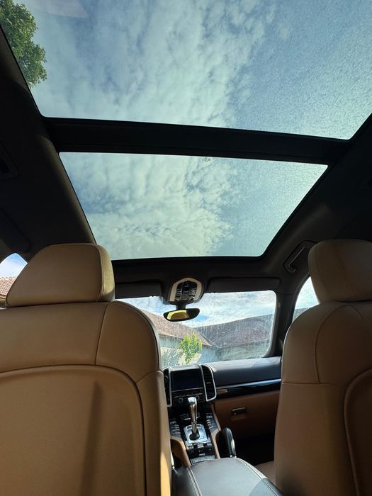 Porche Cayenne 3.0 Diesel-Full options-Automat-SUV premium