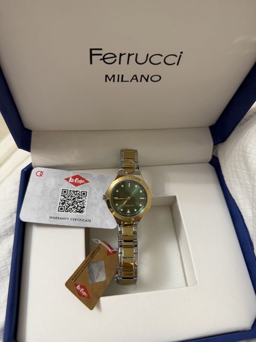 Продам часы Lee Coer с гарантием