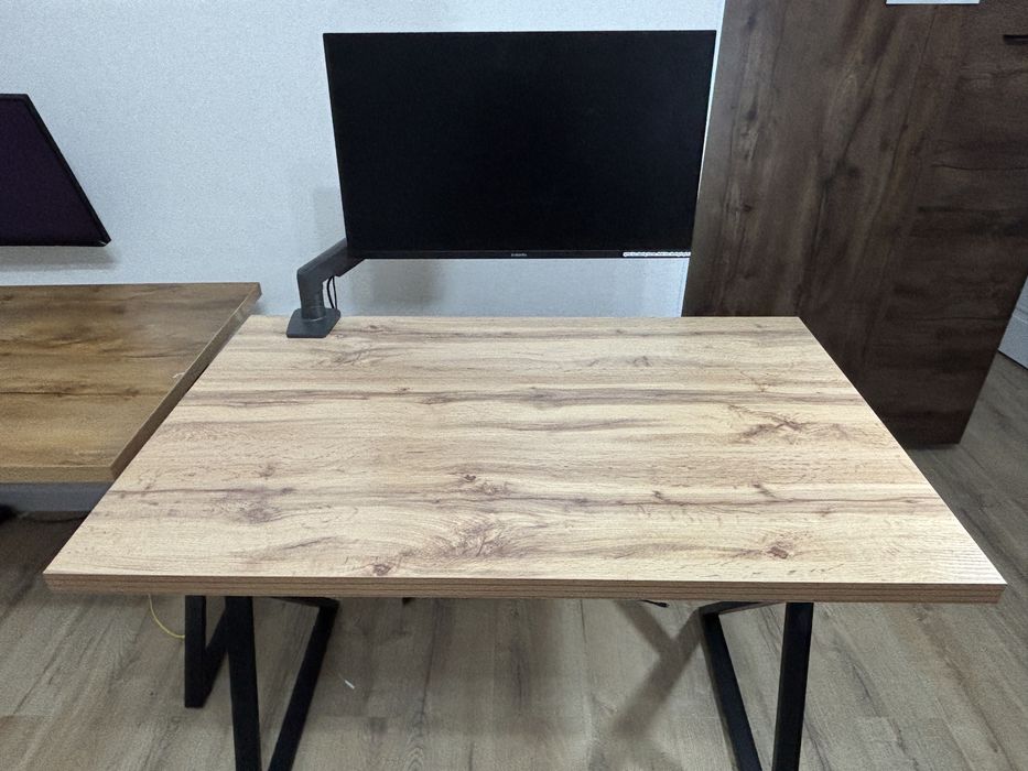 Компьютерный стол.