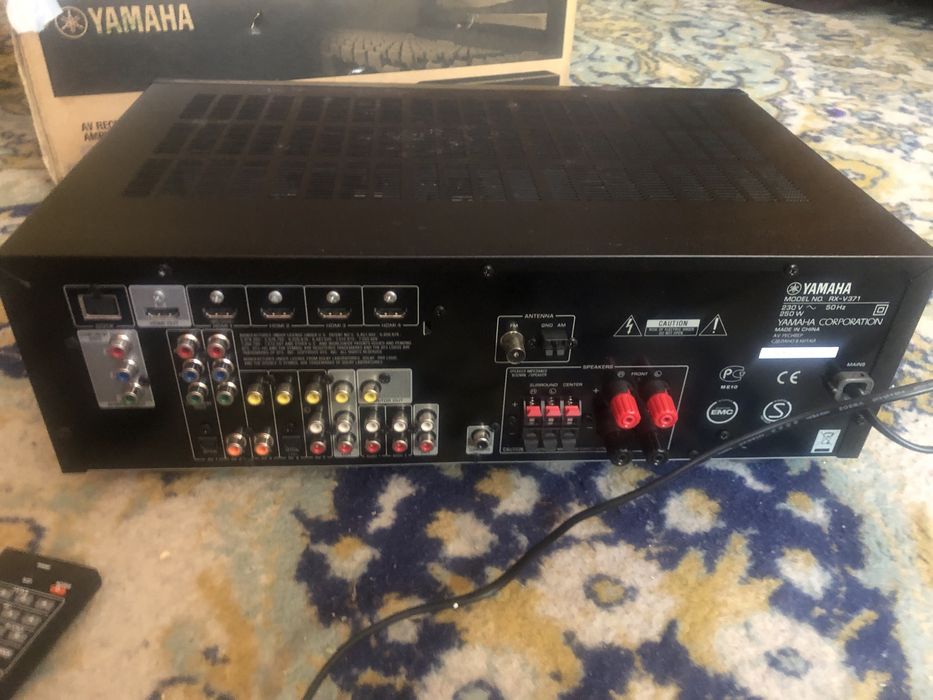 AV Receiver Yamaha RX-V371 - pt piese
