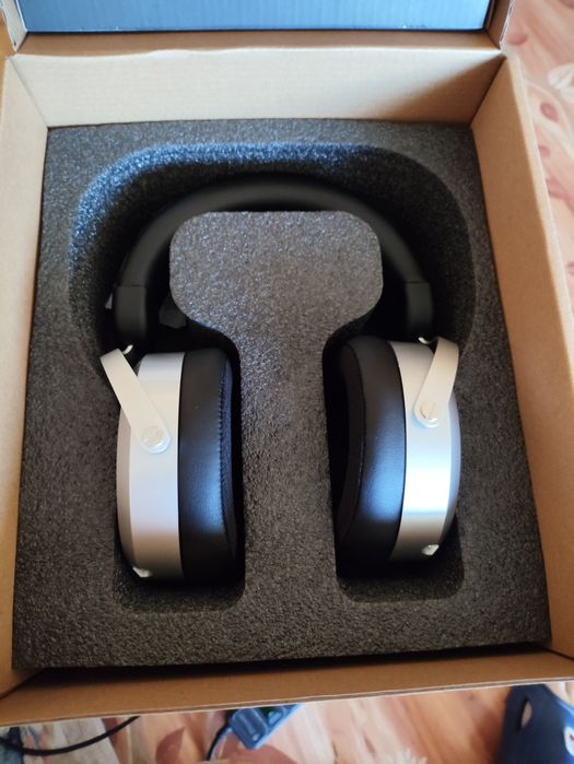 Планарные наушники HIFIMAN HE400se