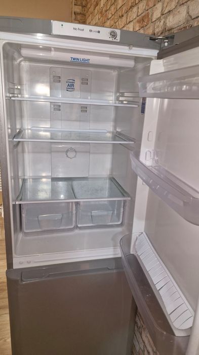 Продам холодильник б/у , в хорошем состоянии
