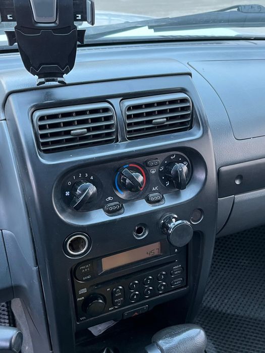 Продам рамный джип Американец