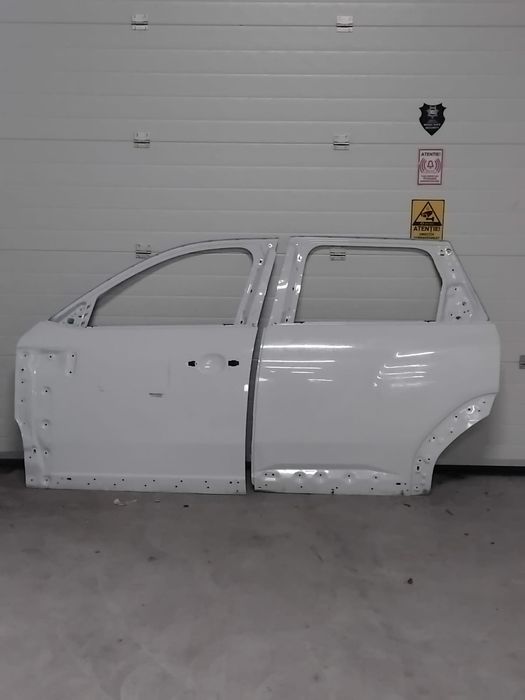 Ușa stânga  spate Dacia    bigster  alba