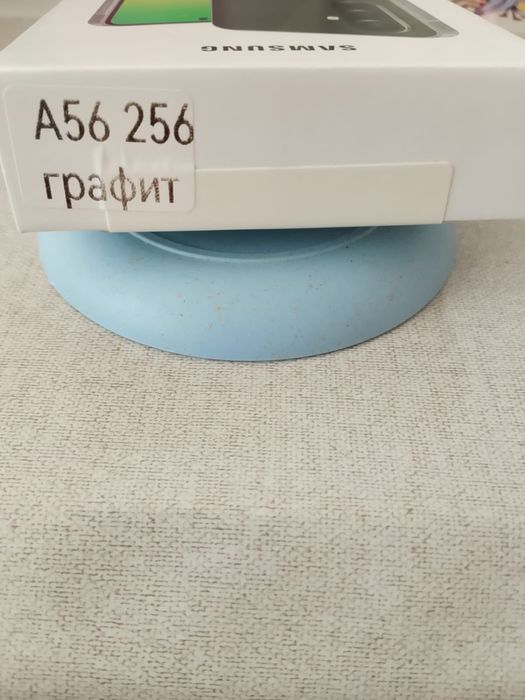 Продам телефон новый