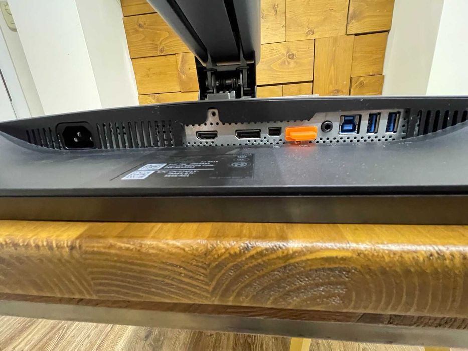 Монитор DELL U2417DA, 27 инча