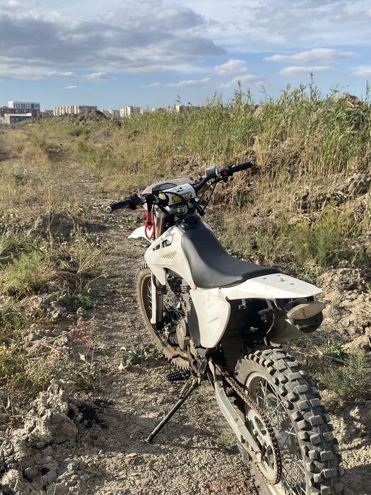 срочно! Эндуро Avantis AЗ 250 165fmm