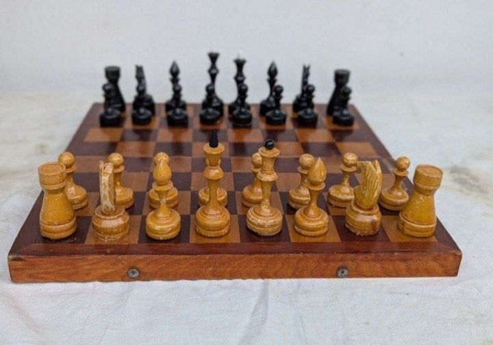 Шахматы СССР 40 х 40 см ( деревянные )