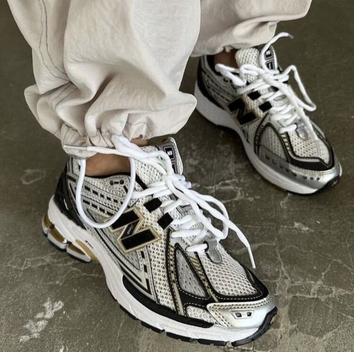 New Balance 1906R Цвят-White/Metallic Gold/Black Нови Мъжки Маратонки с Кутия [40-44 Номер]