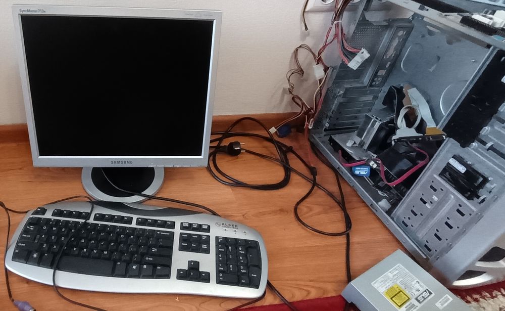 Пролам компютер на запчасти