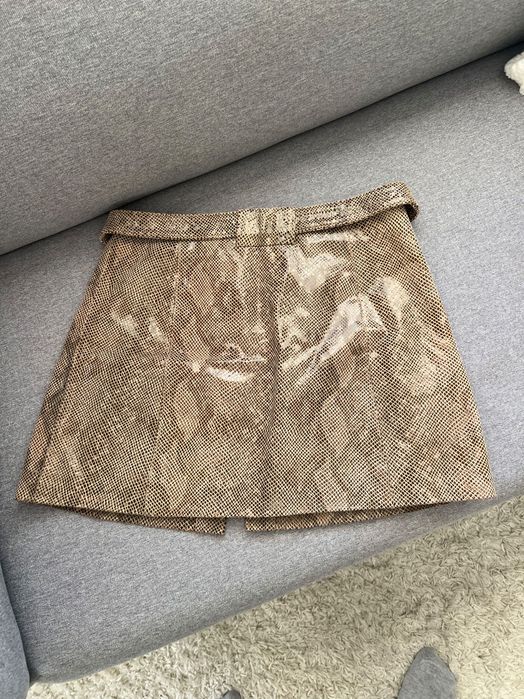 Пола Zara размер М