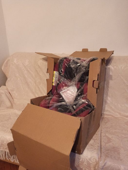 Чисто ново столче за кола Reecle 360, от 0 до 36кг, ISOFIX