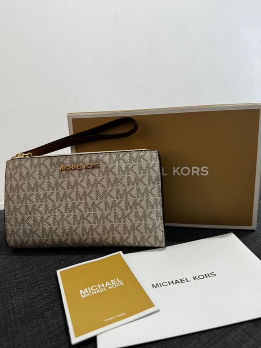 Новые сумочки от Майкл Корс