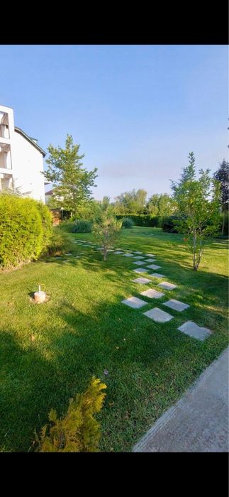 PROPRIETAR - Inchiriez apartament 3 camere cu curte in Baneasa Sisesti