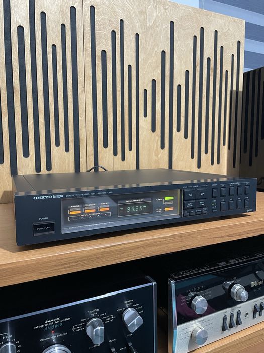 Tuner onkyo integra t-4017