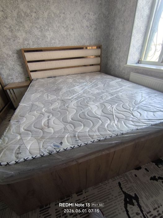 Спалний мебель янги