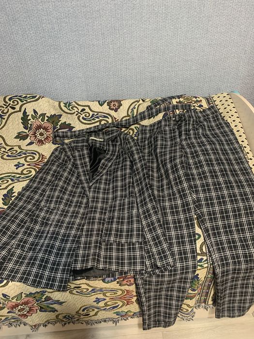 Продам клетчатый костюм