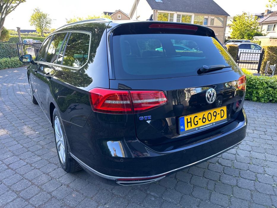 VW Passat GTE - 1.4 TSI  - Plug In Hibrid  2015  - 231cp
