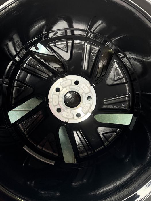 Roti/ Jante aliaj R19 Volkswagen Tiguan Tayron  255/45/19 Continental