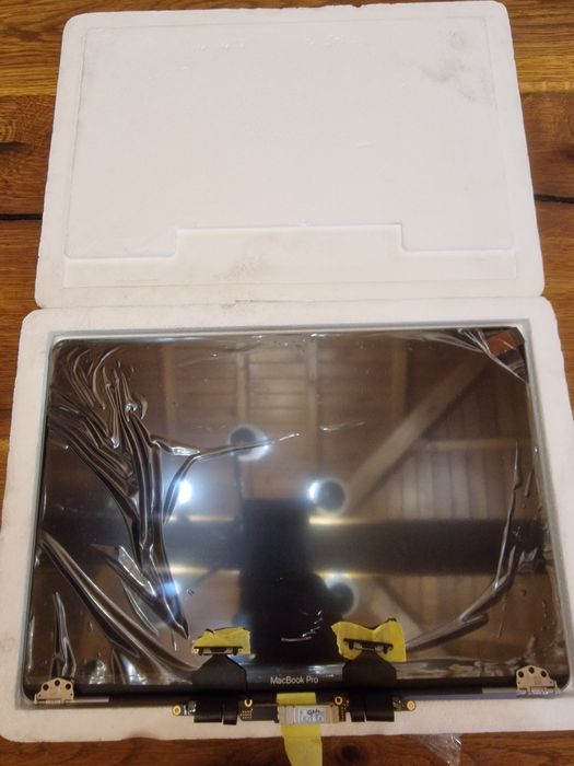 Матрици за Apple macbook