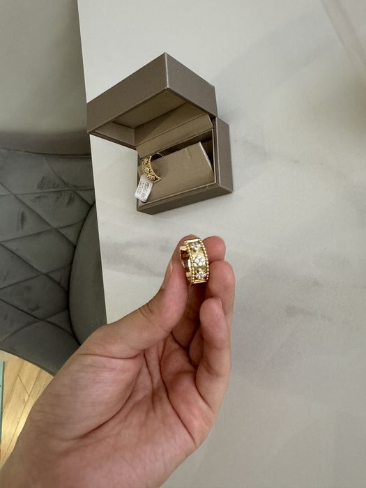 Серьги золотые ванклиф