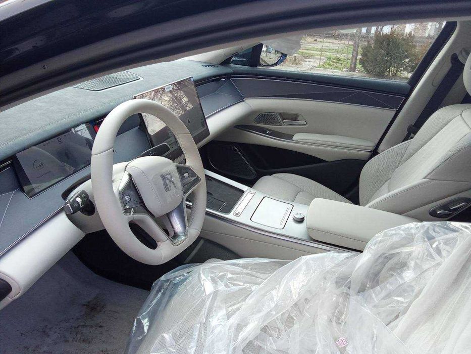 BYD Han 2025 — 6