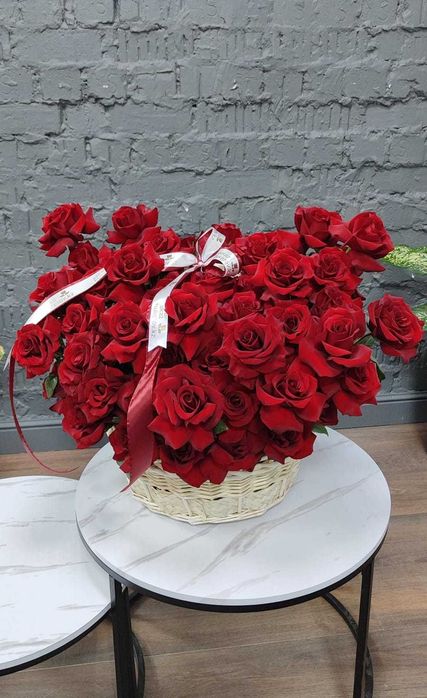 Свежие голландские розы