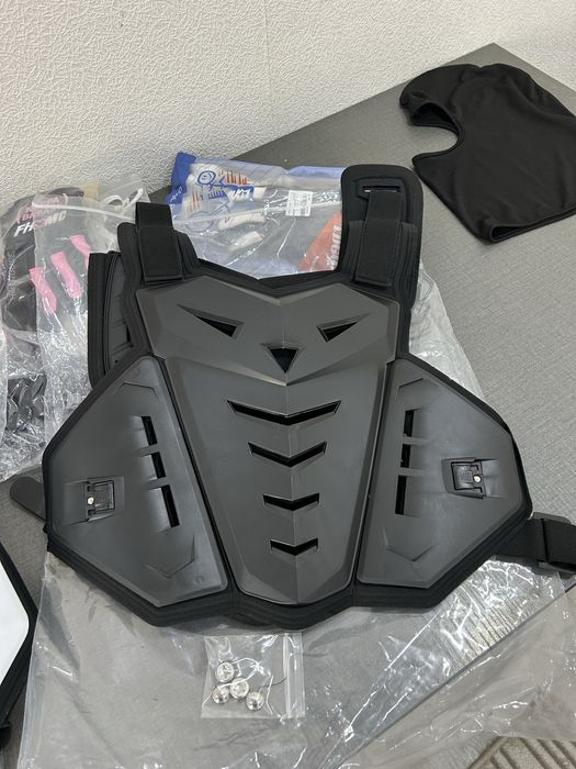 Мото защита (бронежилет)