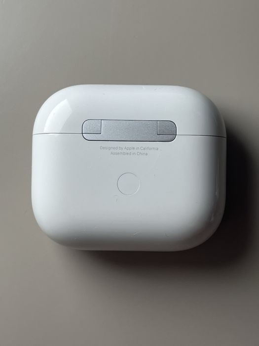 AirPods (3rd generation)