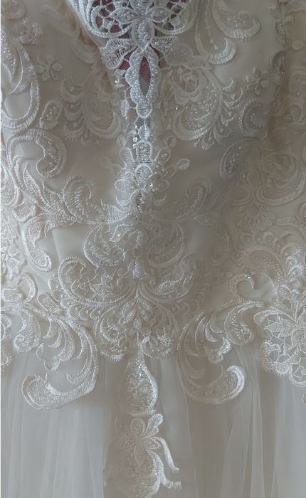 Rochie de mireasa cu corset reglabil din dantela si satin