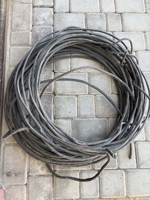 Кабель б/у продам